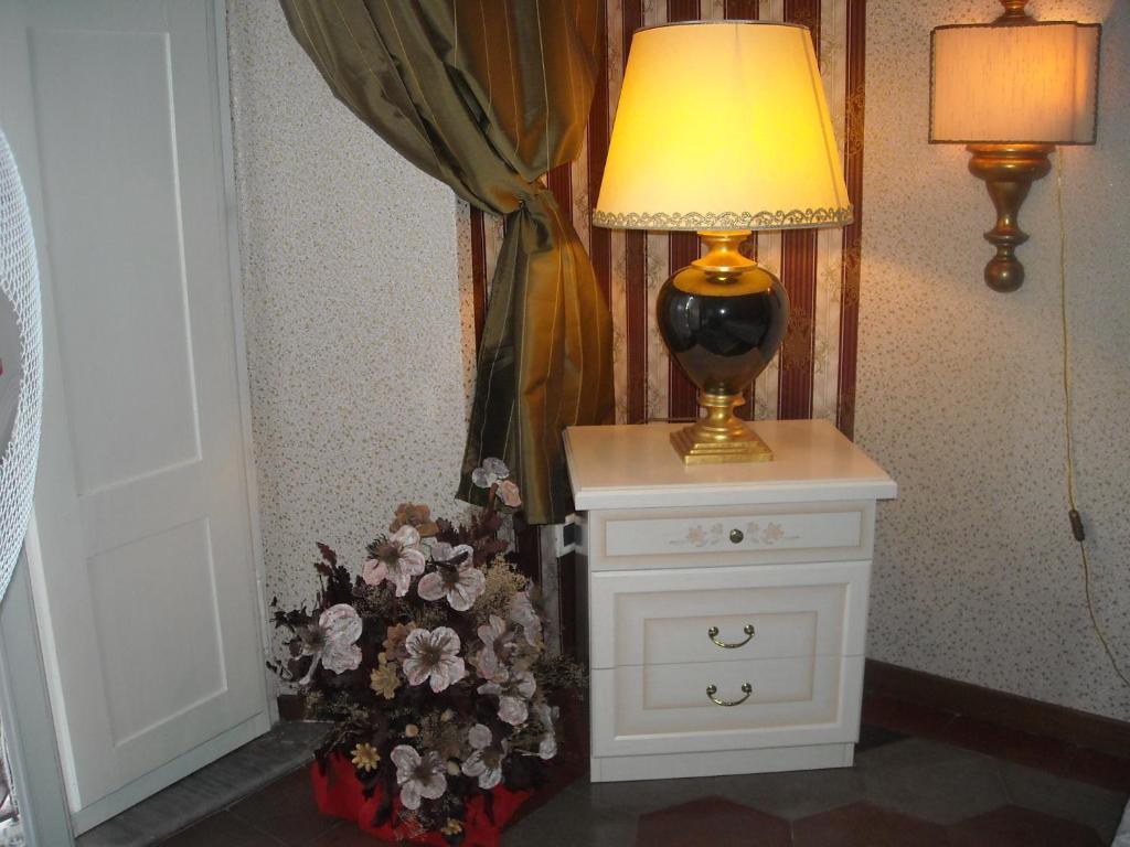 Bed and Breakfast Art Domus Reale Rom Exterior foto