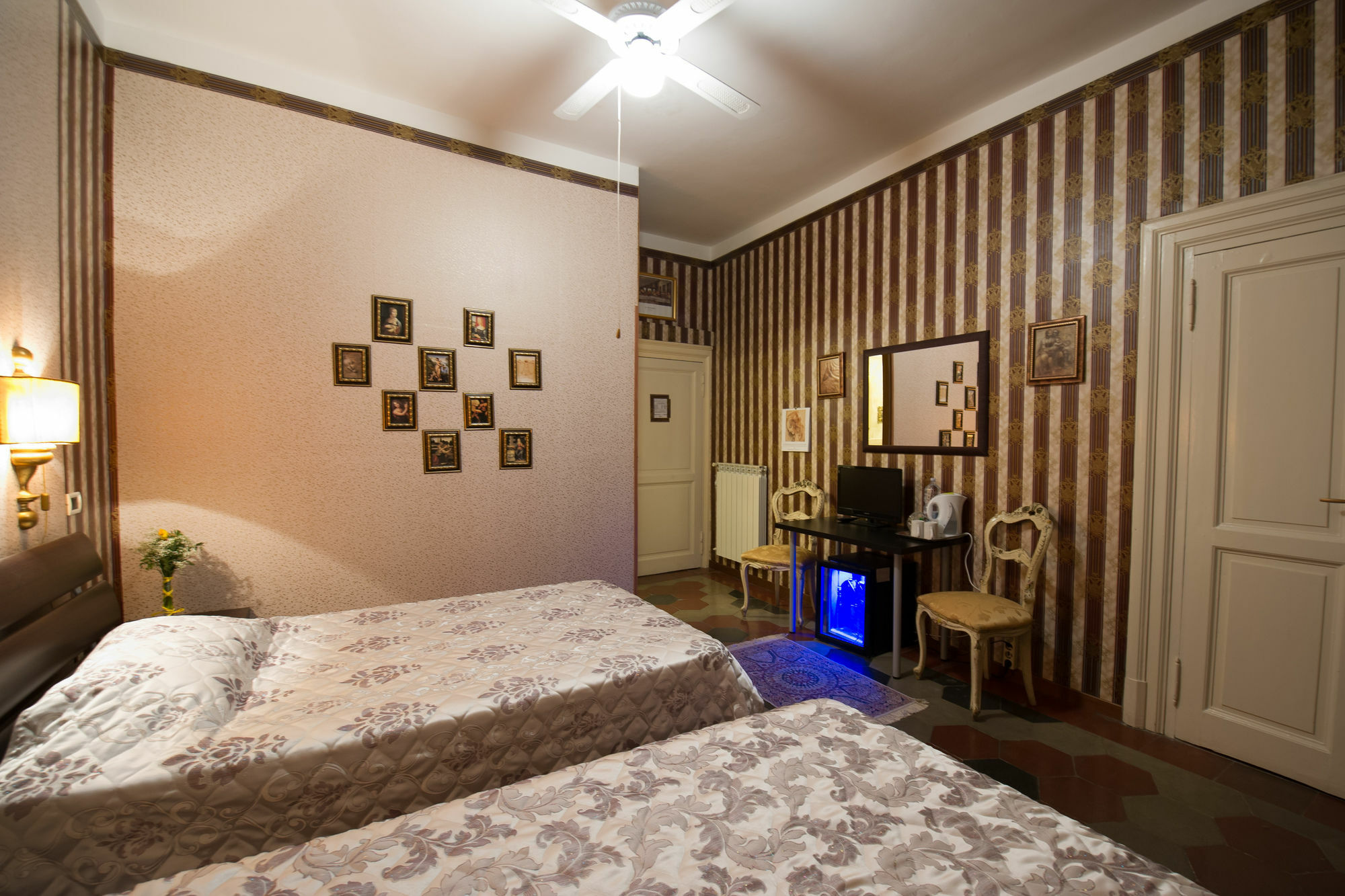 Bed and Breakfast Art Domus Reale Rom Exterior foto